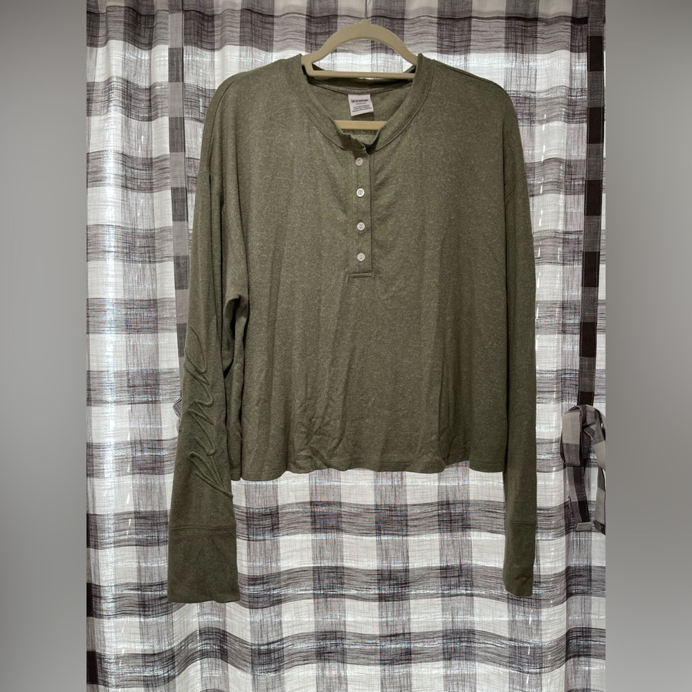 PINK Victoria's Secret Women’s Green Long Sleeve Henley